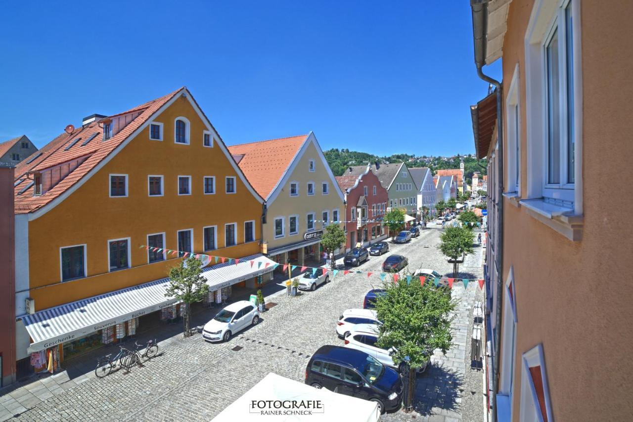 Cafe Am Donautor Hotel Kelheim Exterior foto